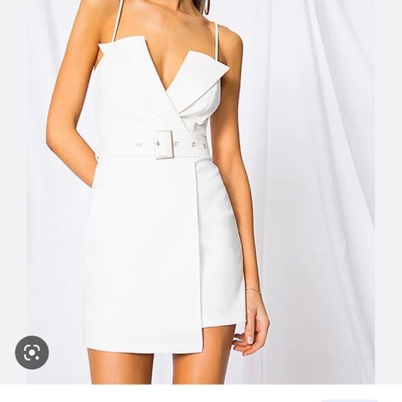 superdown Dresses & Skirts - Superdown Kacey blazer white mini dress size L NWT